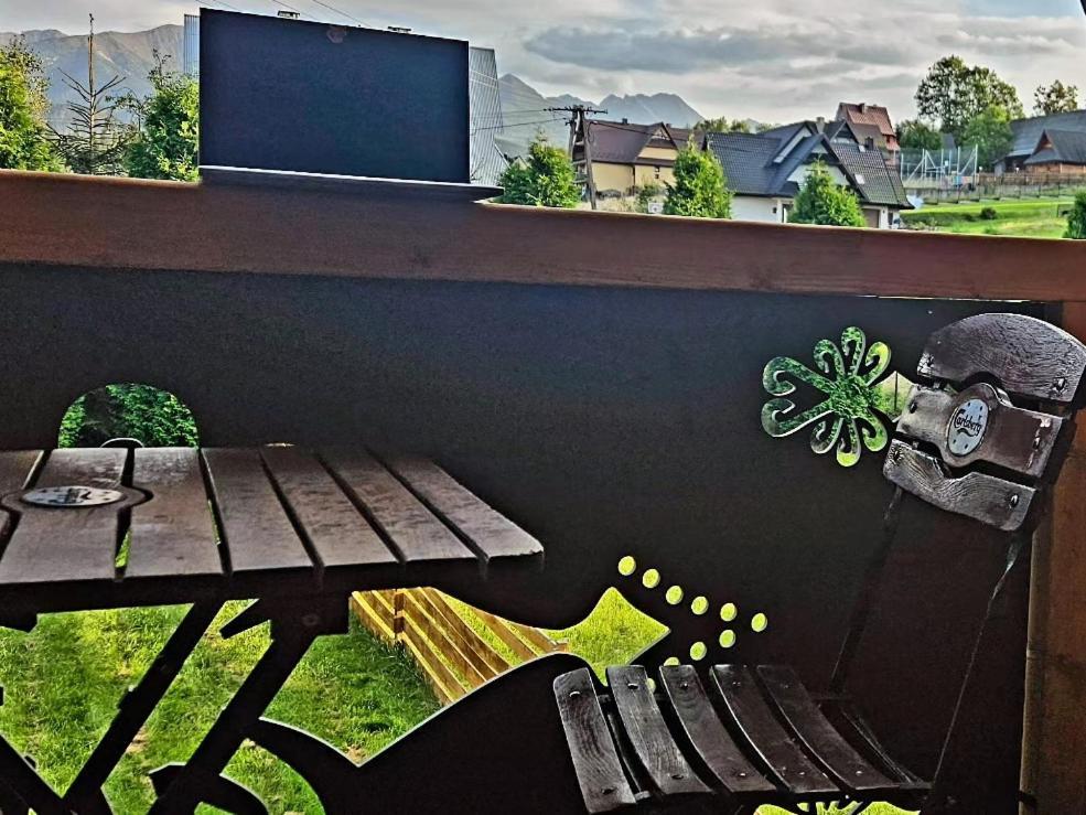 Eco Domek Z Duzym Ogrodem I Widokiem Мужасихле Экстерьер фото